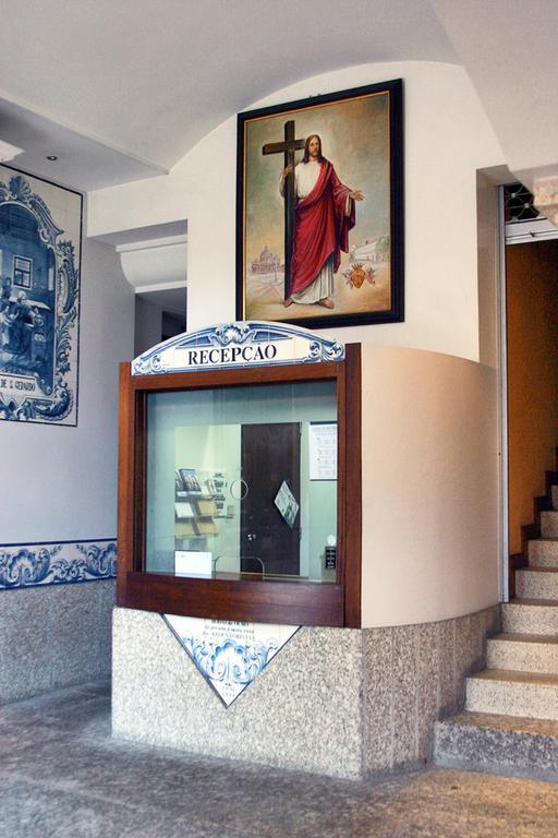 Casa De Retiros N. S. Perpetuo Socorro Otel Guimarães Dış mekan fotoğraf