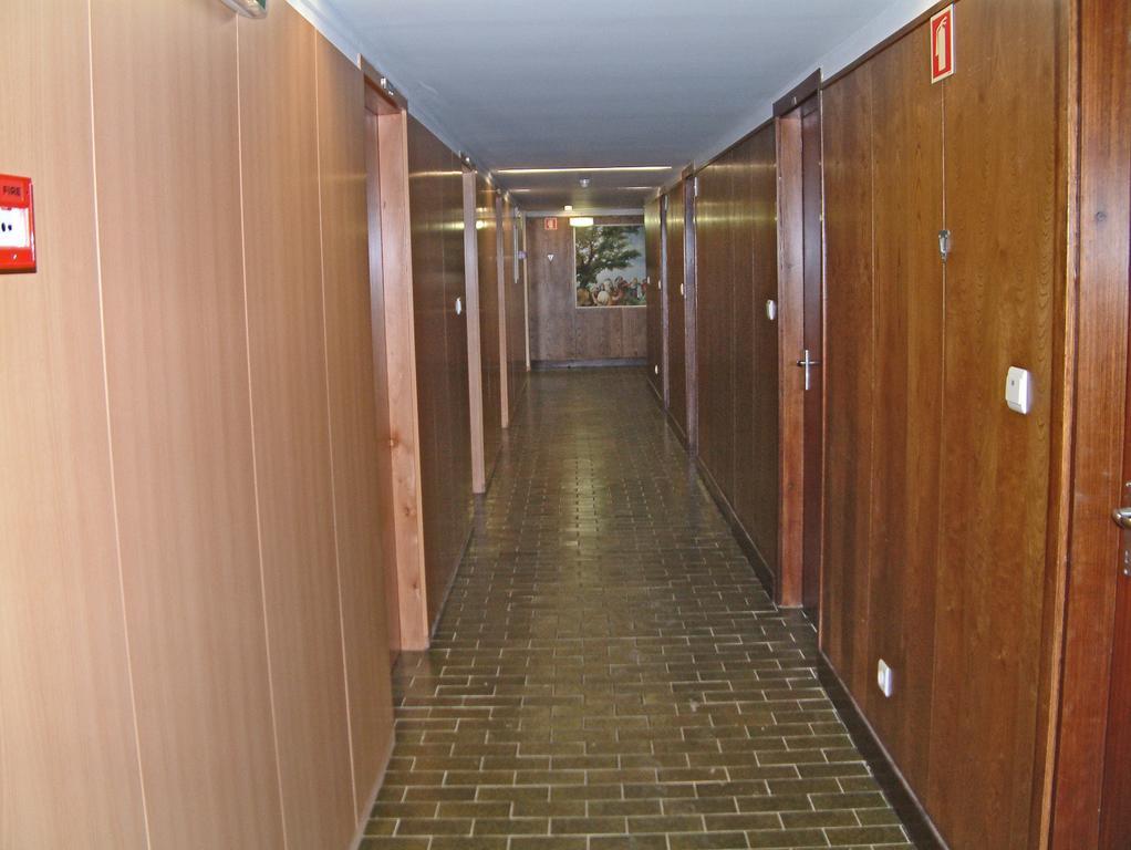 Casa De Retiros N. S. Perpetuo Socorro Otel Guimarães Dış mekan fotoğraf